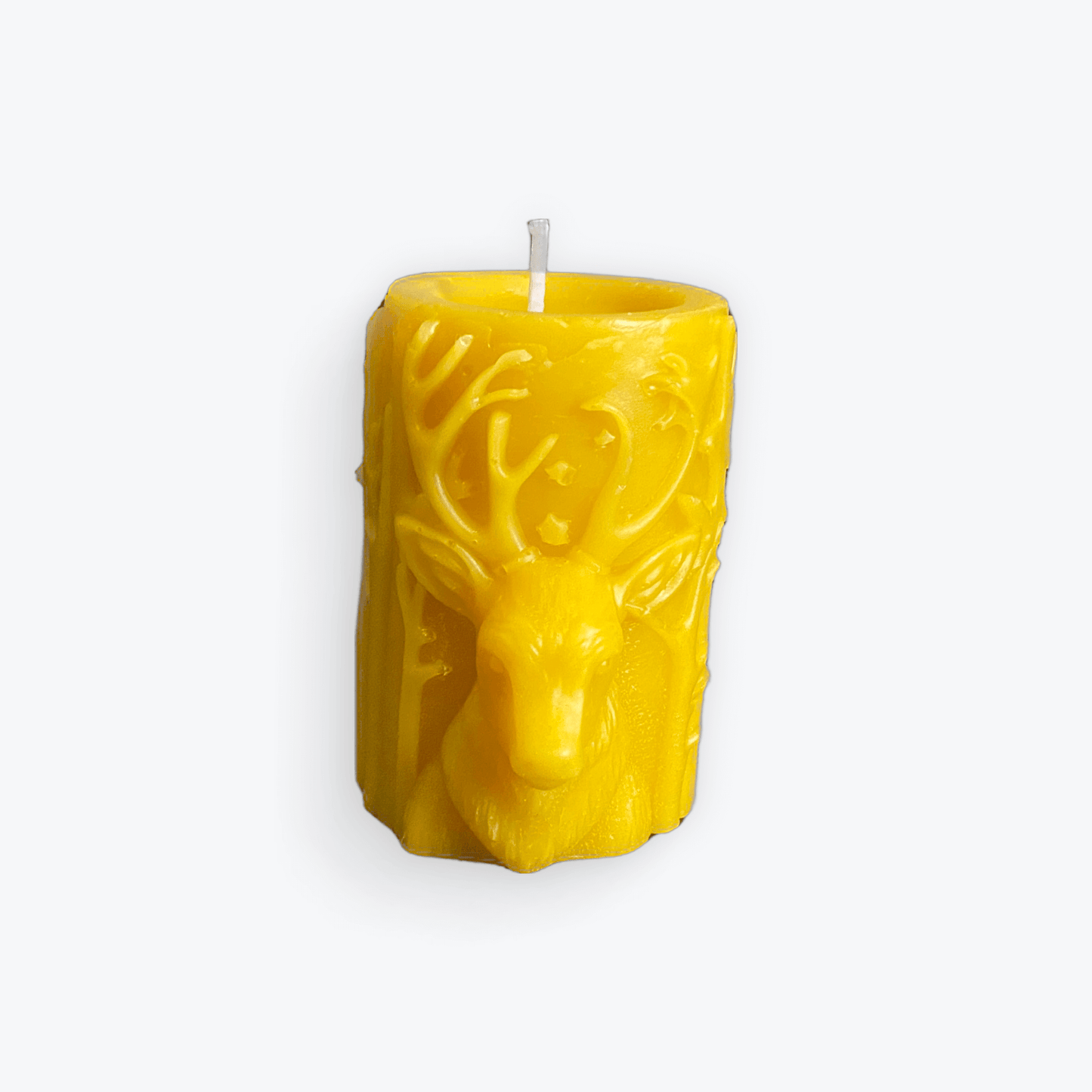 Natural 100% British Beeswax Rudolph Theme Handmade Candle 175g - Davies a'i Gwmni Cyf